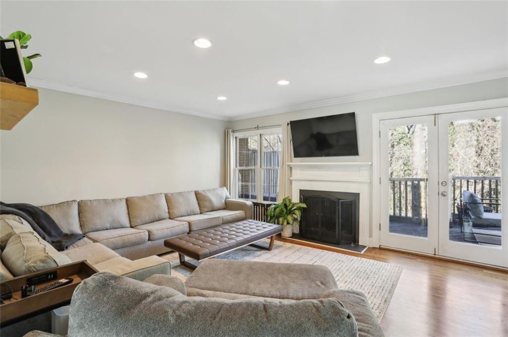 3873 Roswell Road Northeast, Unit 8 Atlanta, GA 30342 - Photo 3 of 20