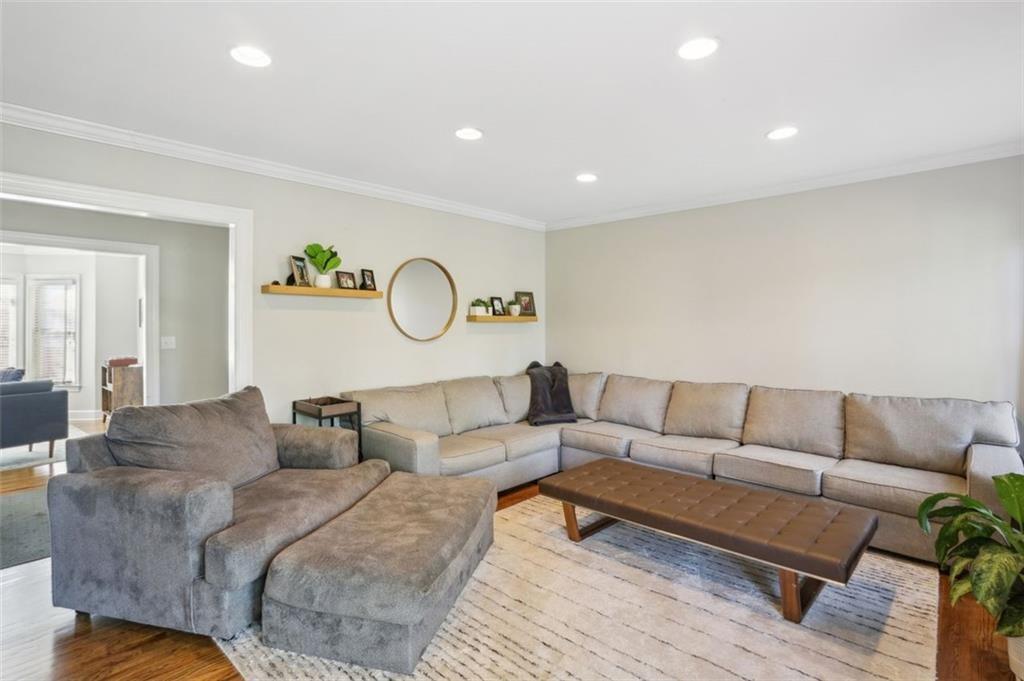 3873 Roswell Road Northeast, Unit 8 Atlanta, GA 30342 - Photo 4 of 20