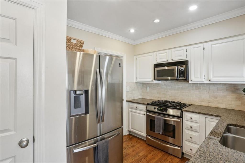 3873 Roswell Road Northeast, Unit 8 Atlanta, GA 30342 - Photo 7 of 20