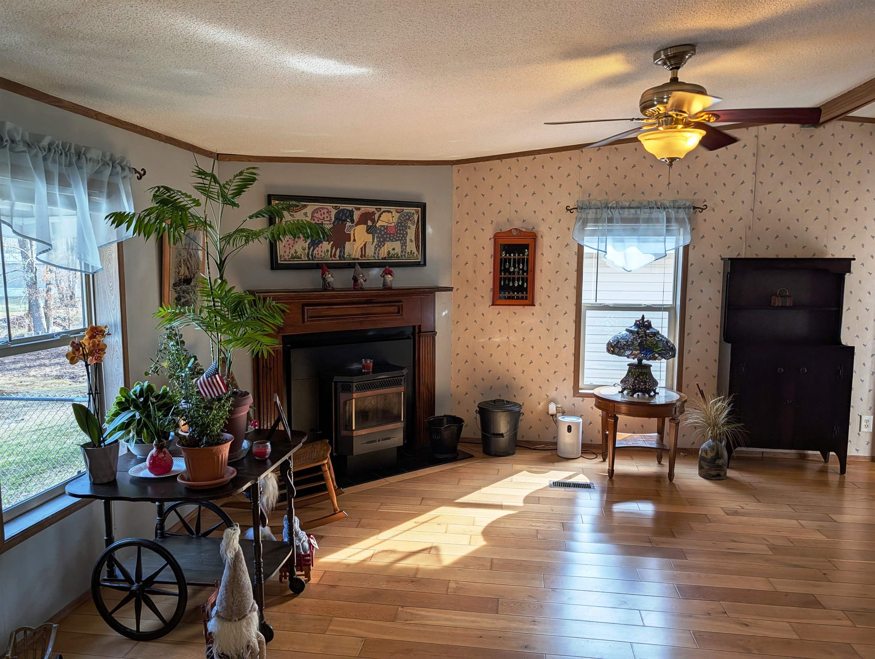 34 Shaw Drive Rochester, NH 03868 - Photo 5 of 19 Gallery Image 5