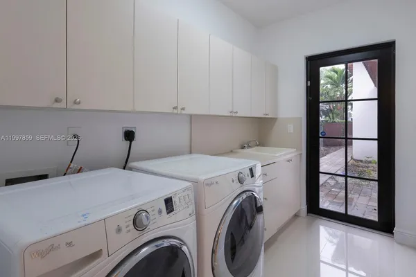 $9,500 | 324 Southwest 30th Road, Miami, FL 33129