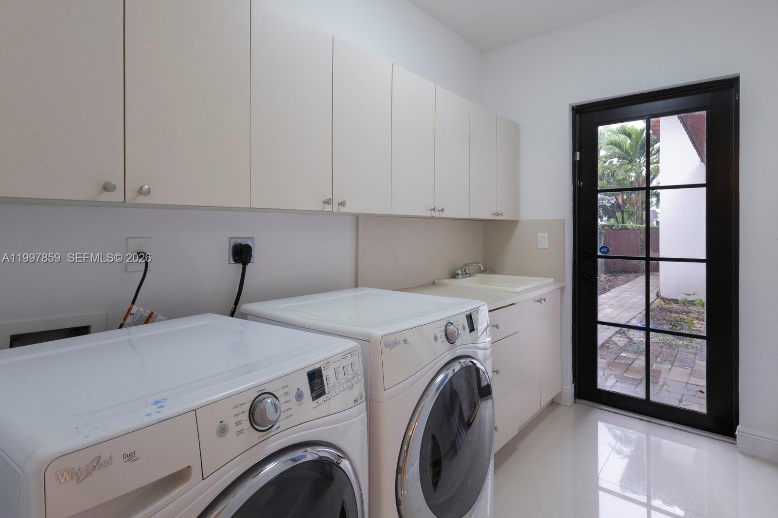 324 Southwest 30th Road Miami, FL 33129 - Photo 24 of 26