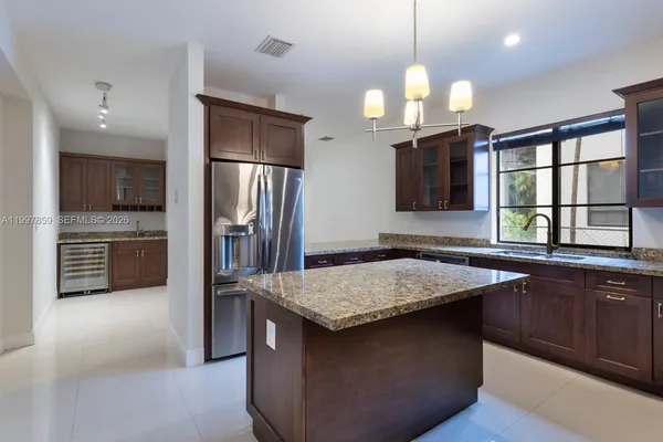 $9,500 | 324 Southwest 30th Road, Miami, FL 33129