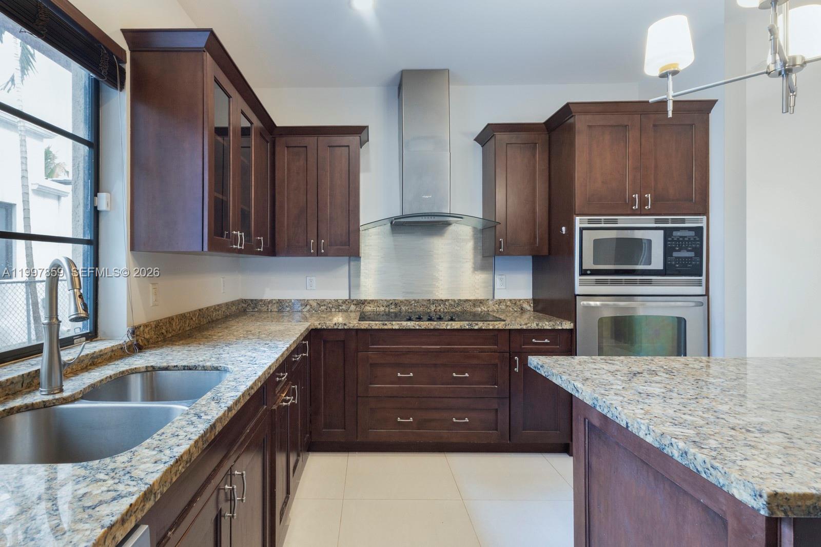 324 Southwest 30th Road Miami, FL 33129 - Photo 10 of 26