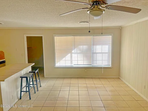 $99,900 | 800 Meadow Hill Drive, Clinton, MS 39056