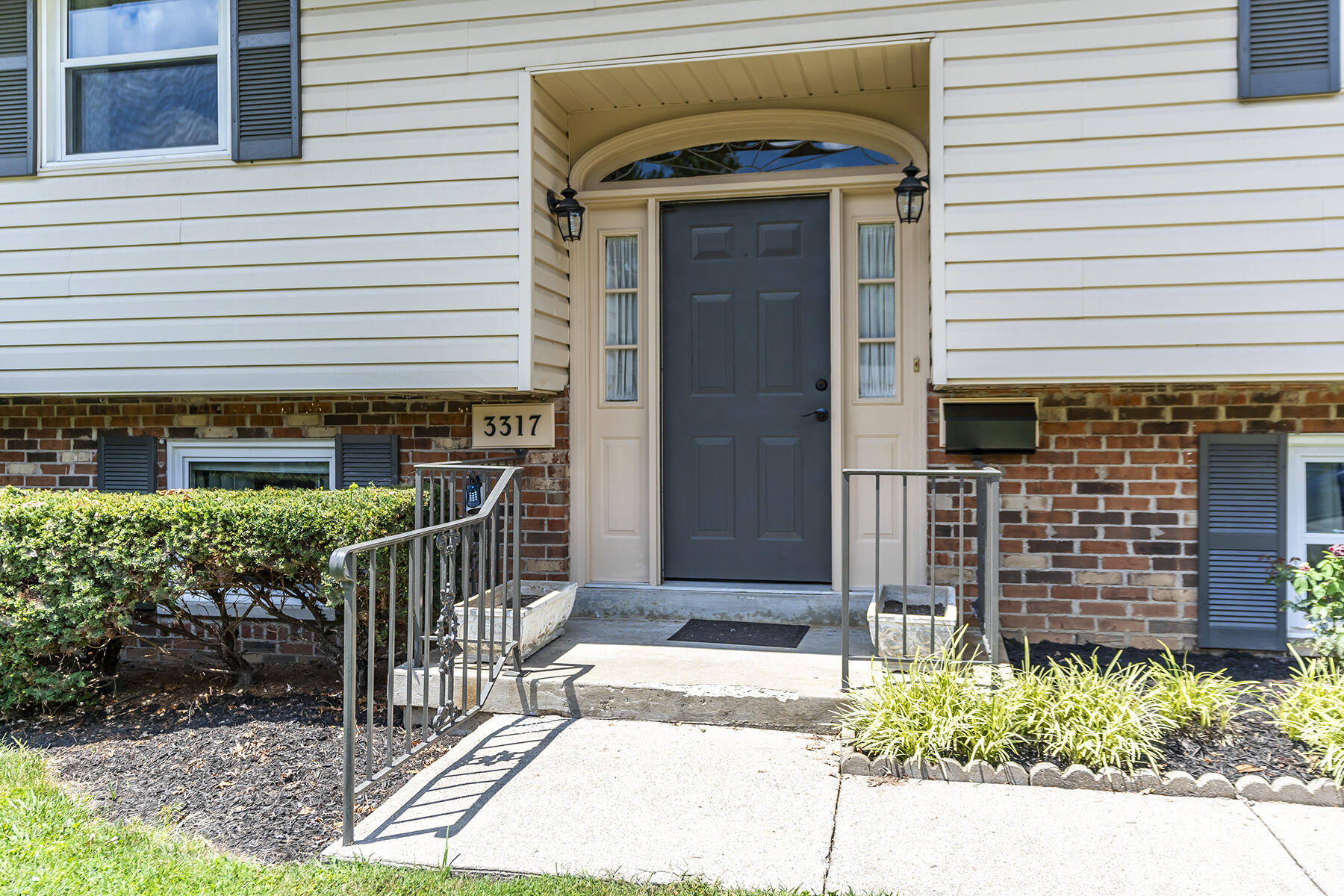 3317 High Hope Road Lexington, KY 40517 - Photo 2 of 30 3317high03