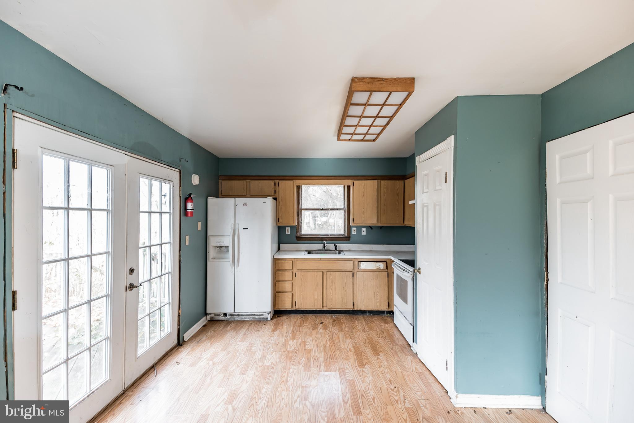 405 Hartford Road Mount Laurel, NJ 08054 - Photo 9 of 25