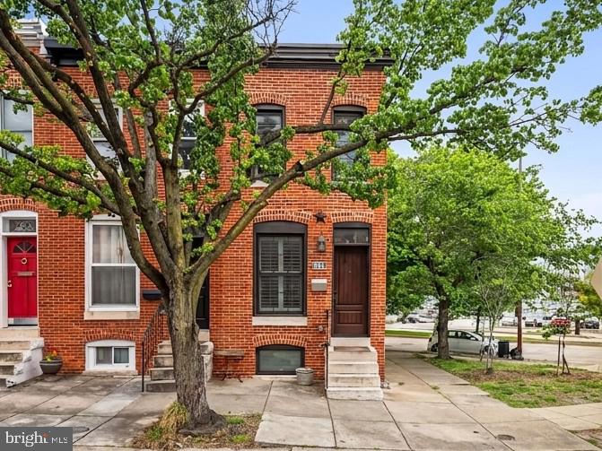 644 East Clement Street Baltimore, MD 21230 - Photo 2 of 41