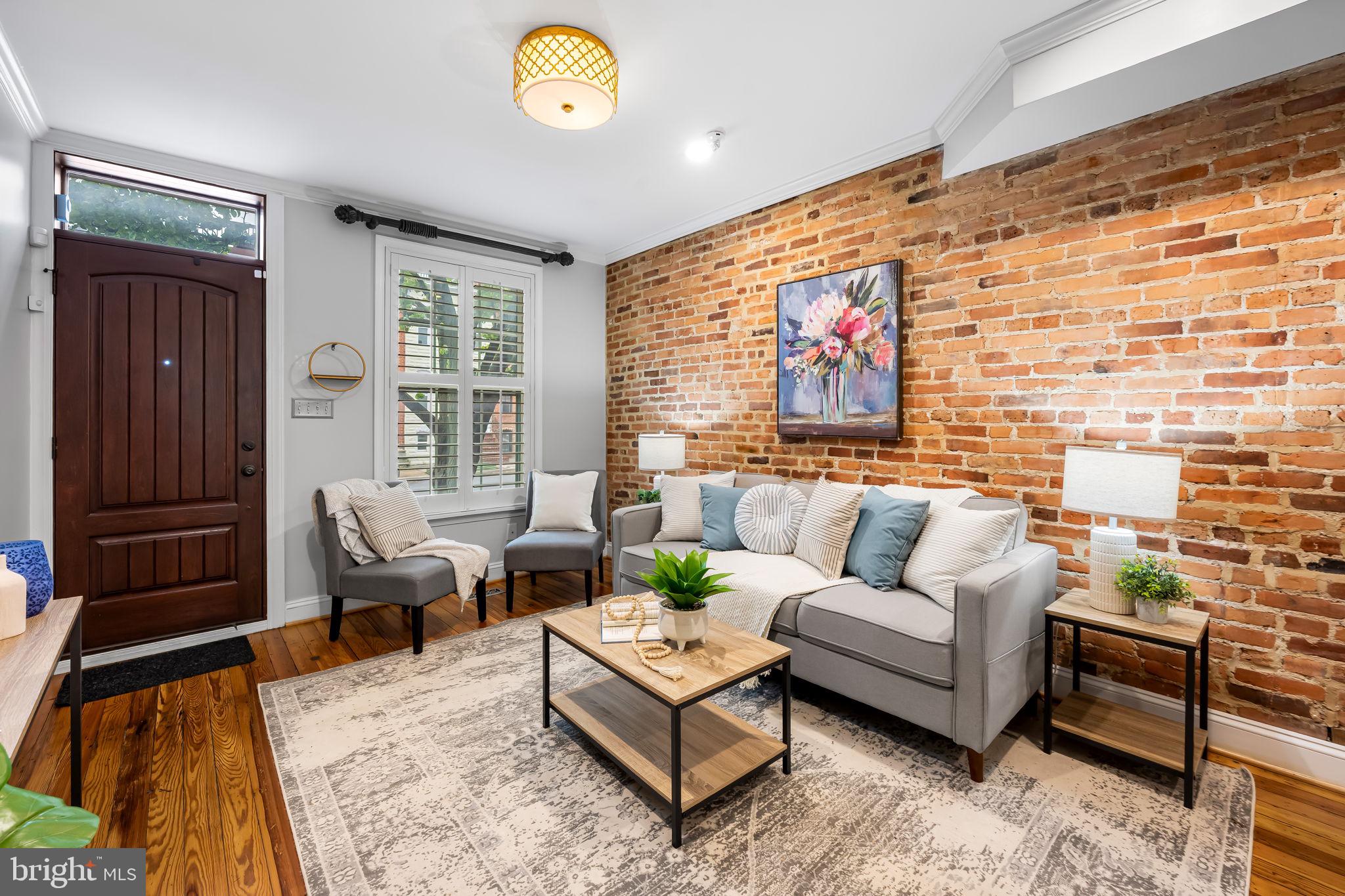 644 East Clement Street Baltimore, MD 21230 - Photo 6 of 41 living room