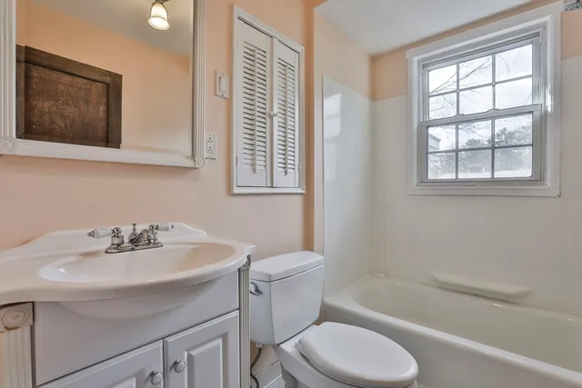 $599,999 | 3 Veterans Lane, Stoneham, MA 02180