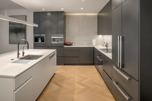 $1,300,000 | 1917 South Calumet Avenue, Chicago, IL 60616