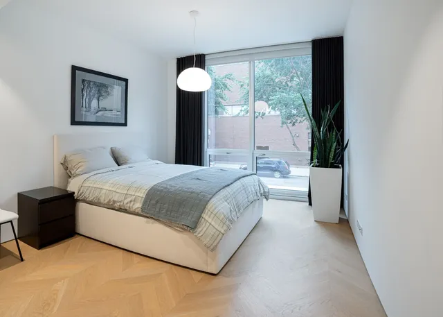 $1,300,000 | 1917 South Calumet Avenue, Chicago, IL 60616