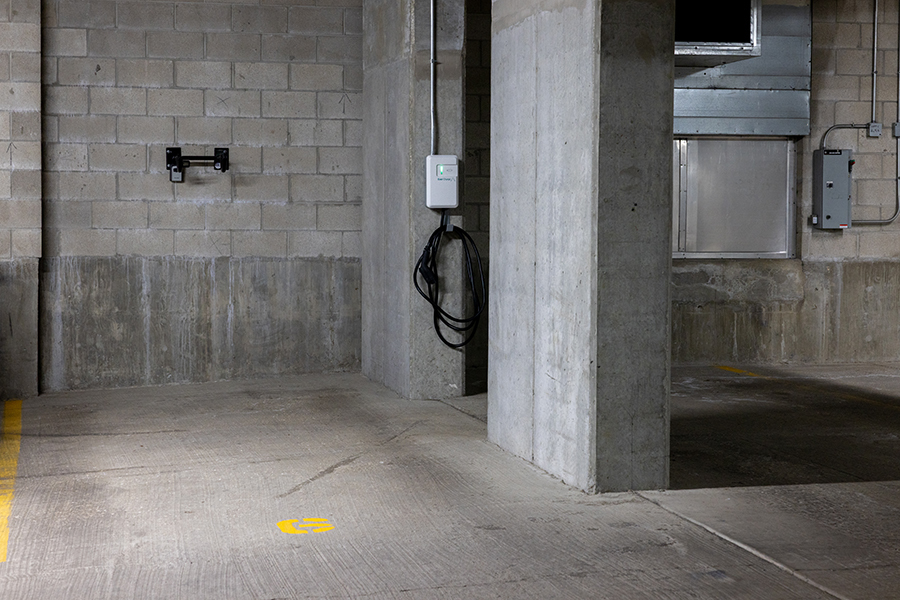 1917 South Calumet Avenue Chicago, IL 60616 - Photo 31 of 41 a bathroom with a shower
