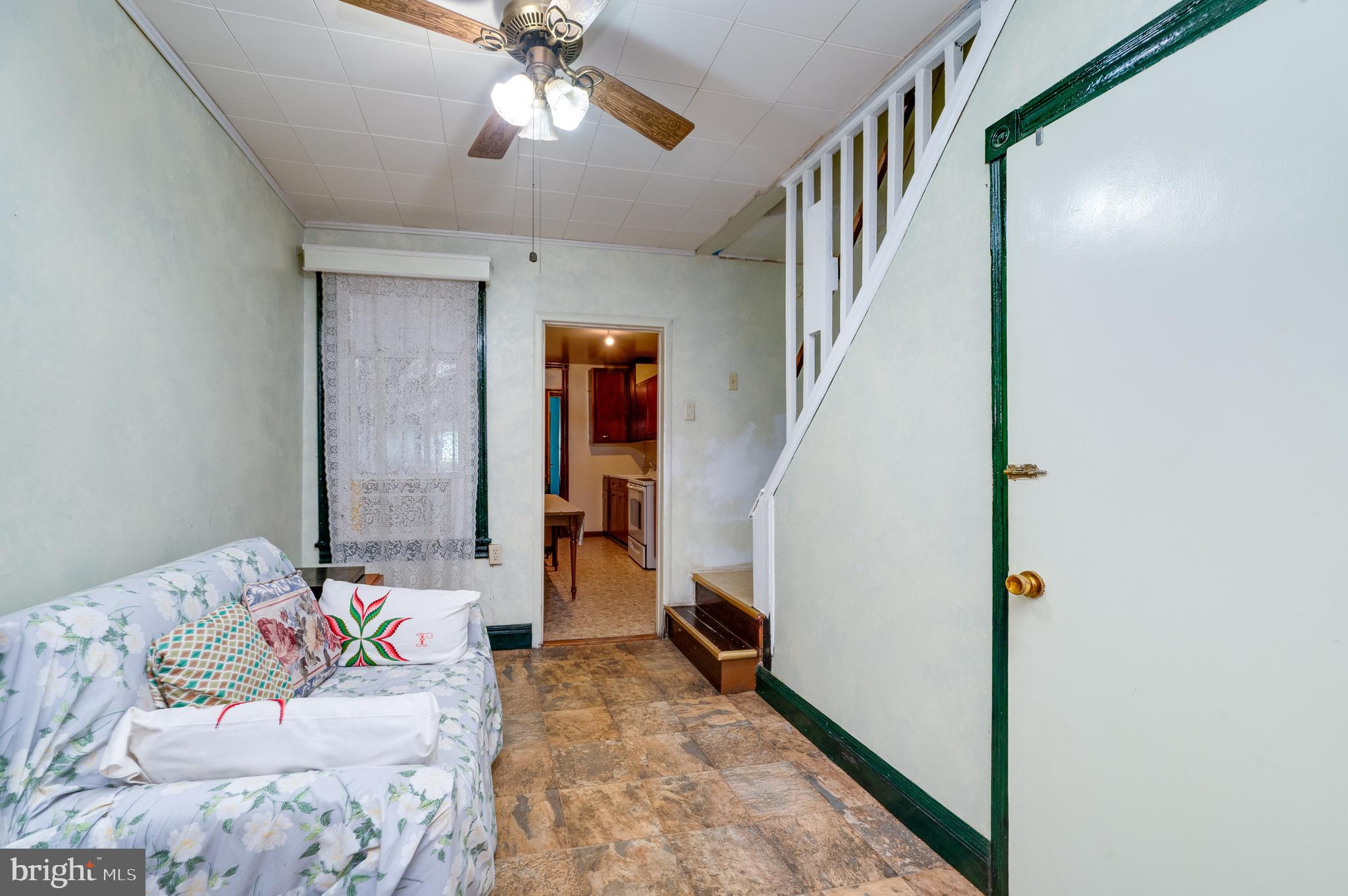 641 Clinton Street Reading, PA 19601 - Photo 7 of 26