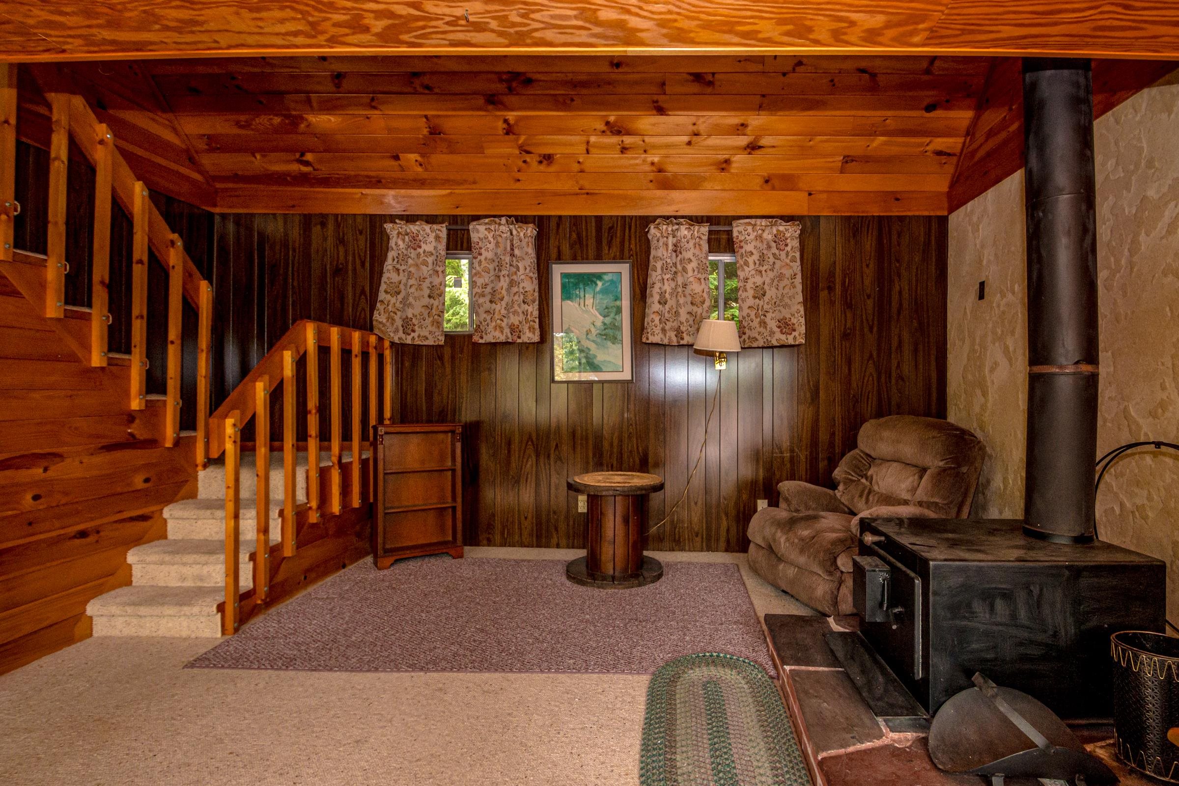 205 Overlook Road Milan, NH 03588 - Photo 11 of 40