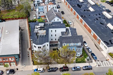 $825,000 | 3305 Washington Street, Unit 204, Boston, MA 02130