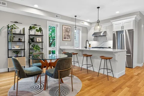 $825,000 | 3305 Washington Street, Unit 204, Boston, MA 02130