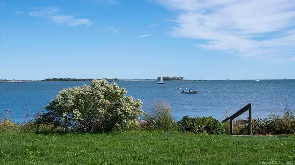 $10,000 | 106 East Shore Avenue, Groton, CT 06340