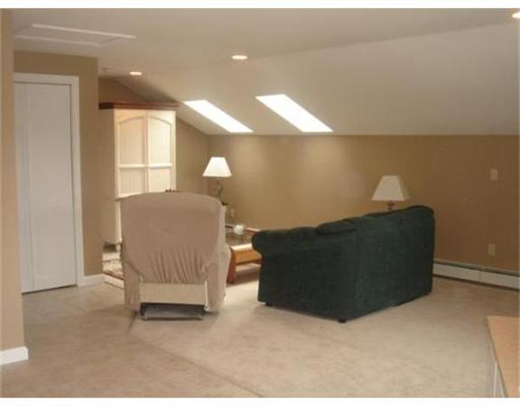 18 Pondview Road Acushnet, MA 02743 - Photo 12 of 29 Gallery Image 12