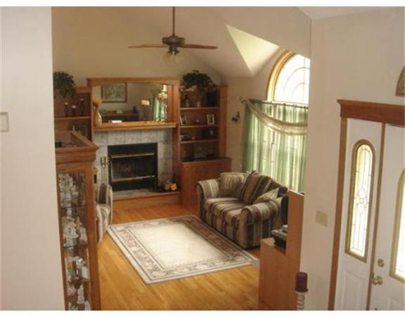 18 Pondview Road Acushnet, MA 02743 - Photo 2 of 29 Gallery Image 2