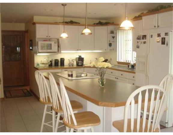 18 Pondview Road Acushnet, MA 02743 - Photo 3 of 29 Gallery Image 3