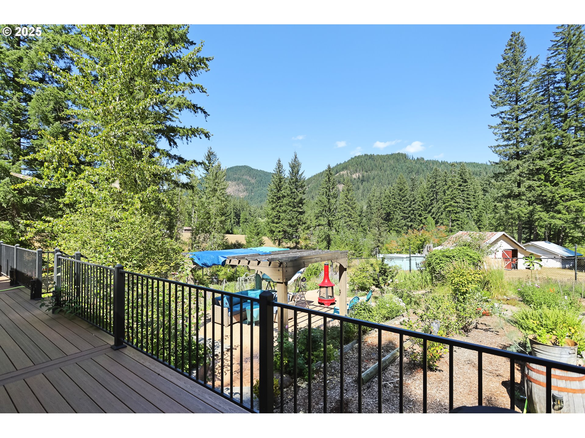 11 Edgewater Drive Carson, WA 98610 - Photo 21 of 38