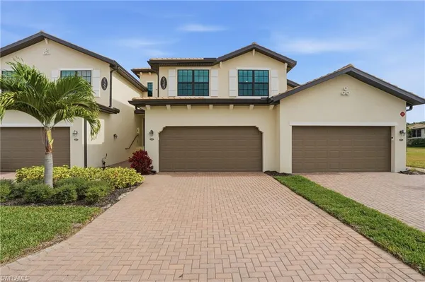 $485,000 | 2383 Anguilla Drive, Unit 202, Naples, FL 34120