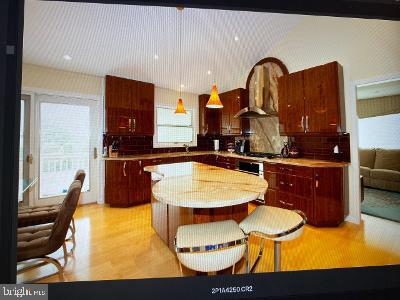 116 Sandringham Road Cherry Hill, NJ 08003 - Photo 13 of 39