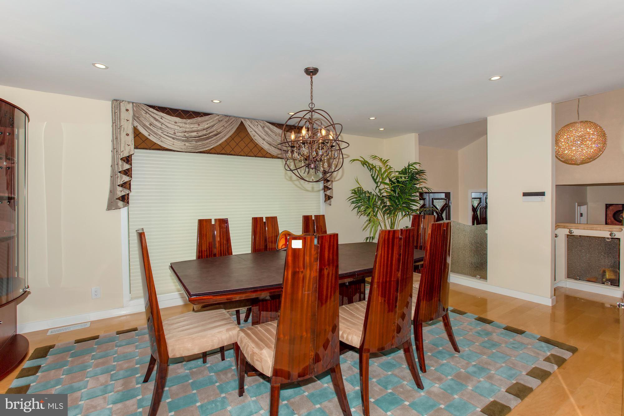 116 Sandringham Road Cherry Hill, NJ 08003 - Photo 16 of 39 Dining Room