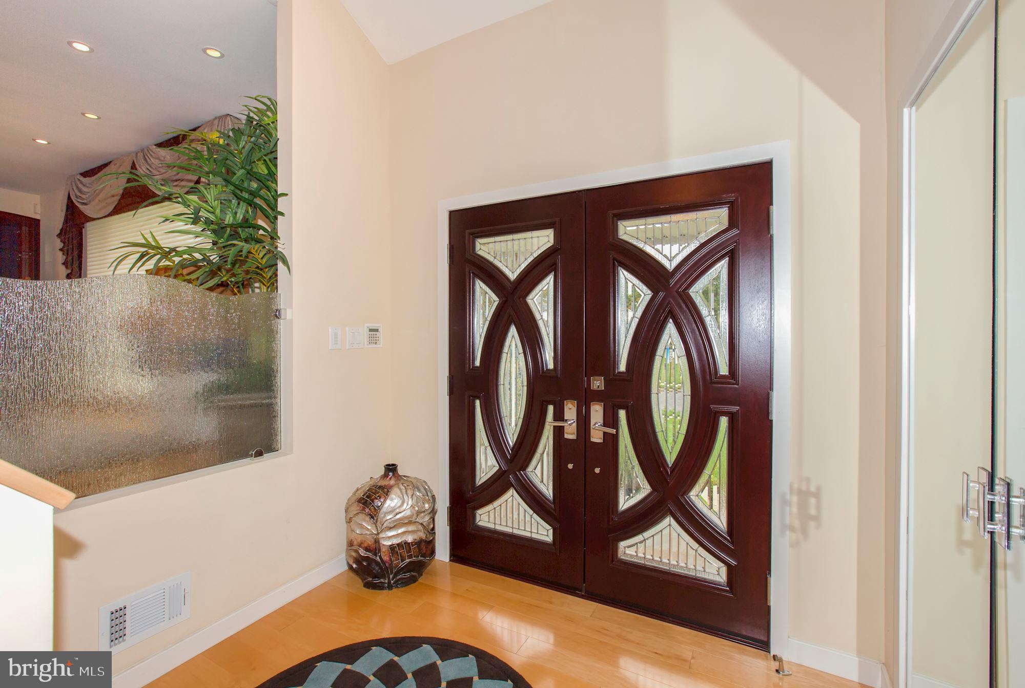 116 Sandringham Road Cherry Hill, NJ 08003 - Photo 7 of 39 Foyer