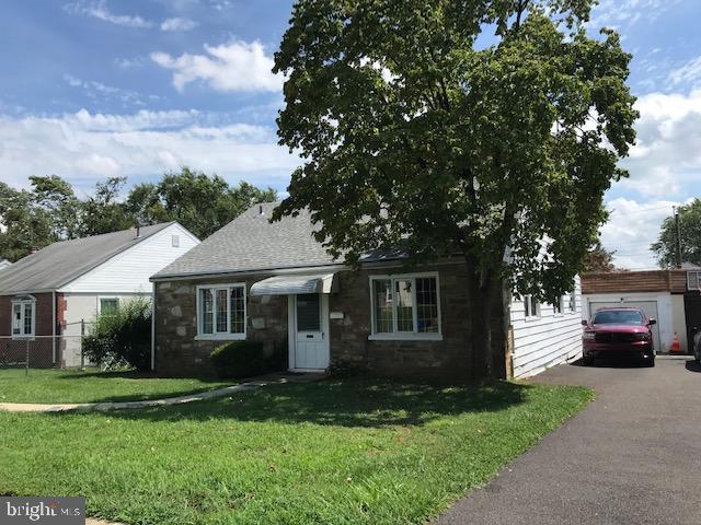 9215 Horatio Road Philadelphia, PA 19114 - Photo 2 of 41 Gallery Image 2