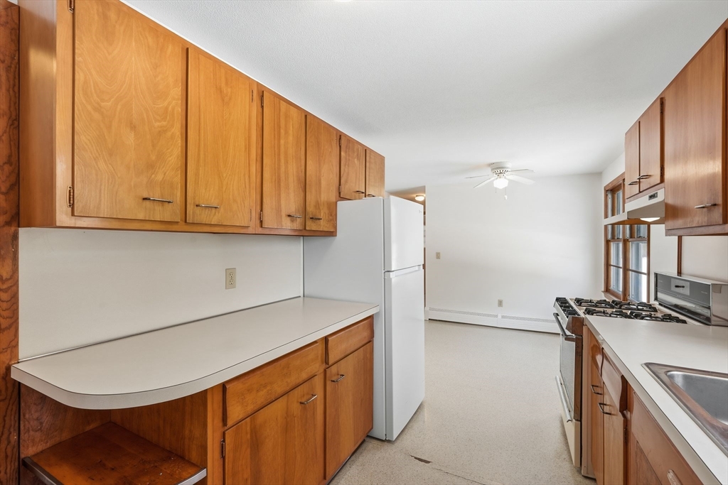 62 Bridge Street Hatfield, MA 01038 - Photo 12 of 28