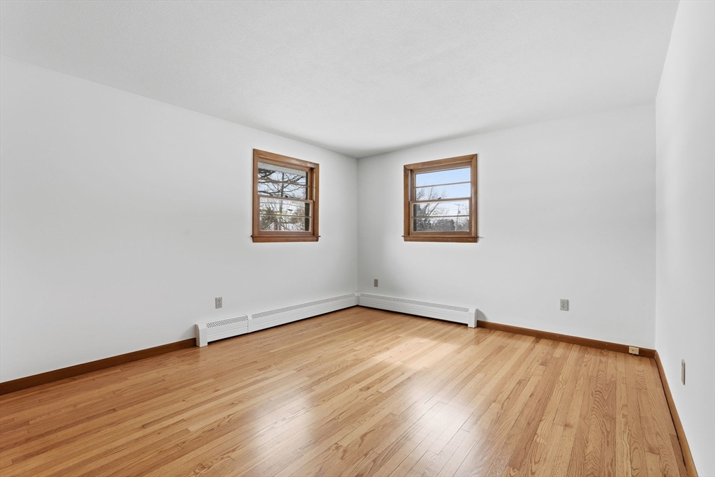 62 Bridge Street Hatfield, MA 01038 - Photo 13 of 28