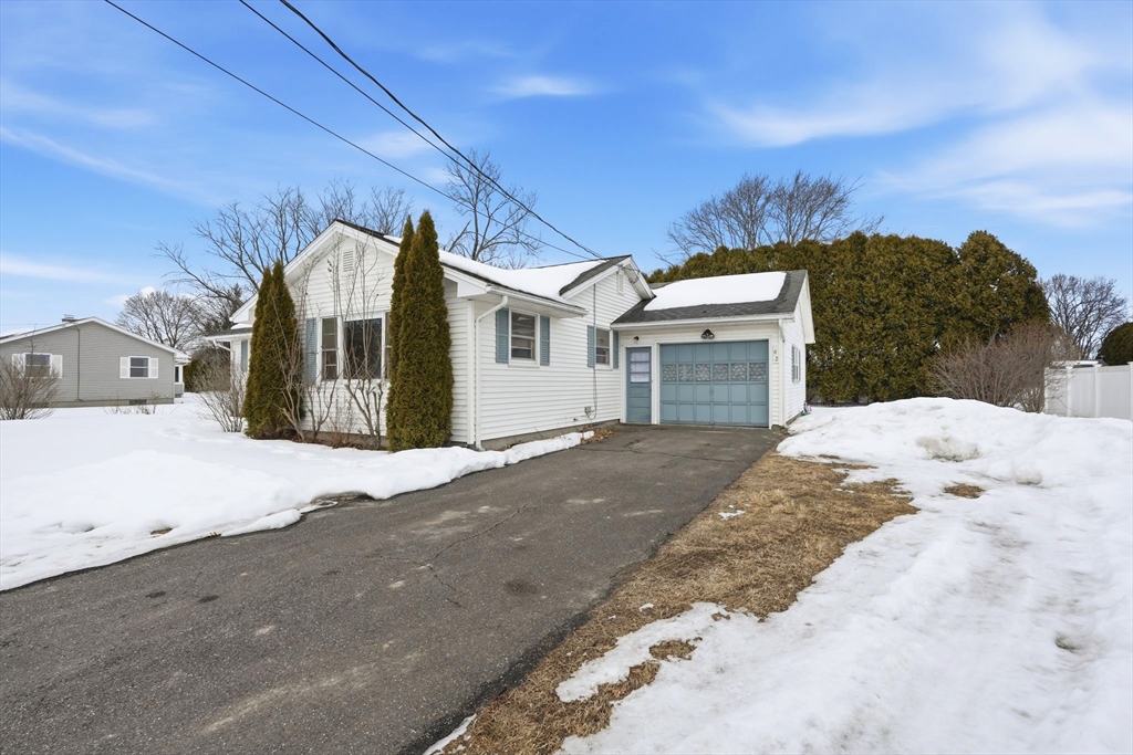 62 Bridge Street Hatfield, MA 01038 - Photo 2 of 28