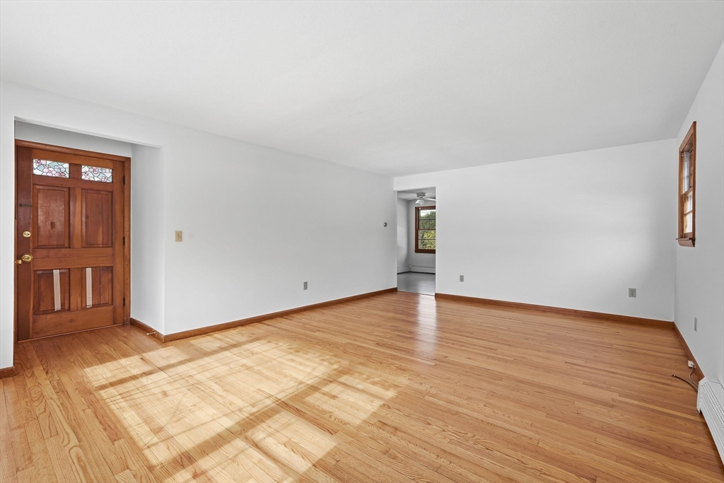 62 Bridge Street Hatfield, MA 01038 - Photo 5 of 28