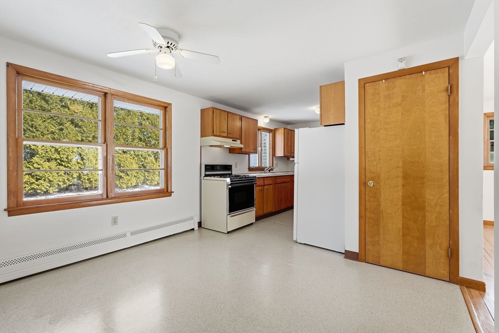 62 Bridge Street Hatfield, MA 01038 - Photo 6 of 28
