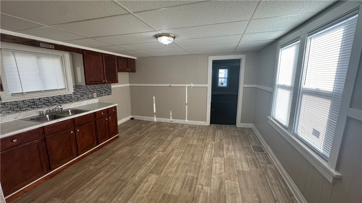 57 Ferncliffe Drive Rochester, NY 14621 - Photo 10 of 22 Large Kitchen