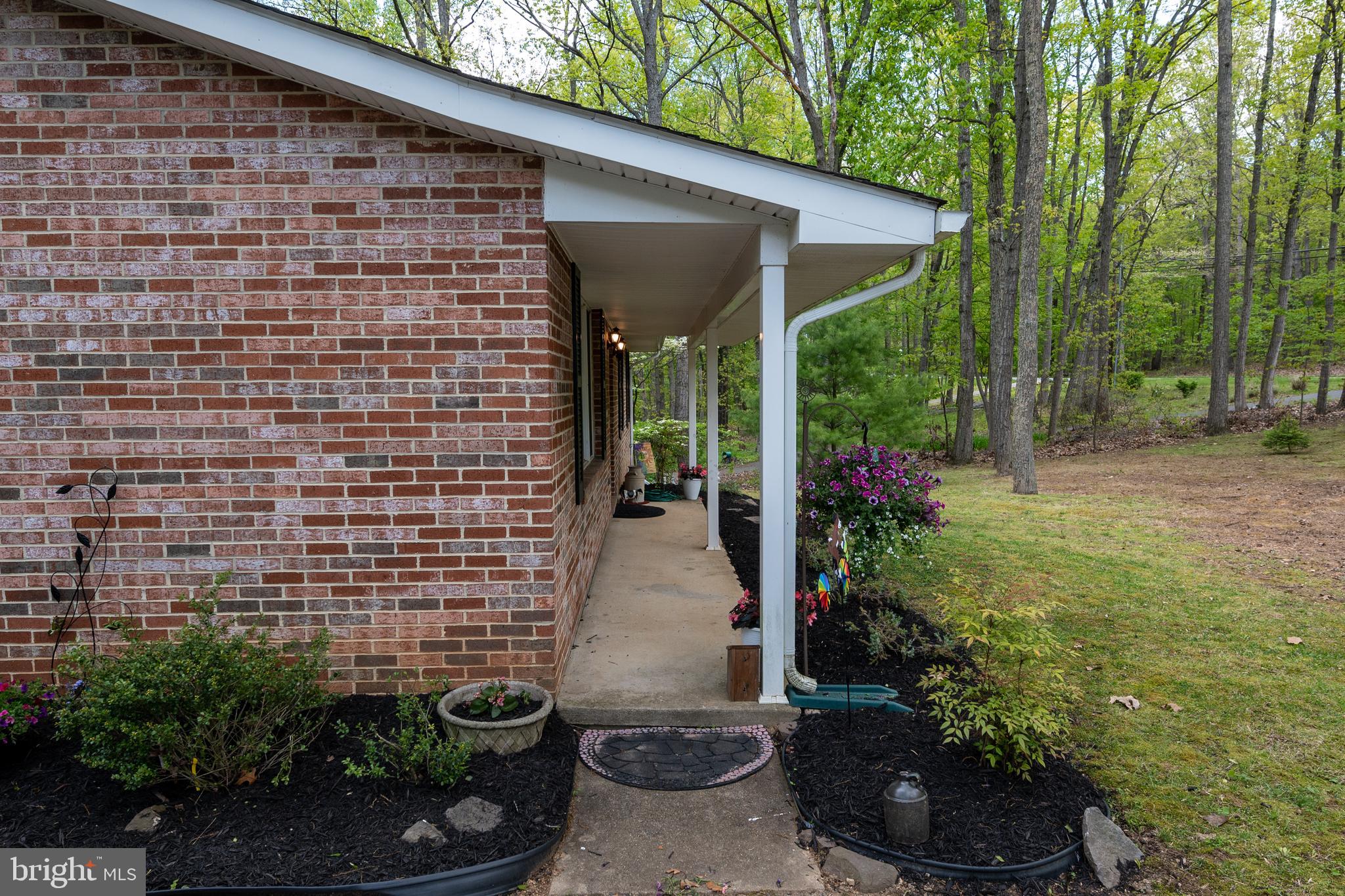 4404 Buffalo Road Mount Airy, MD 21771 - Photo 4 of 33