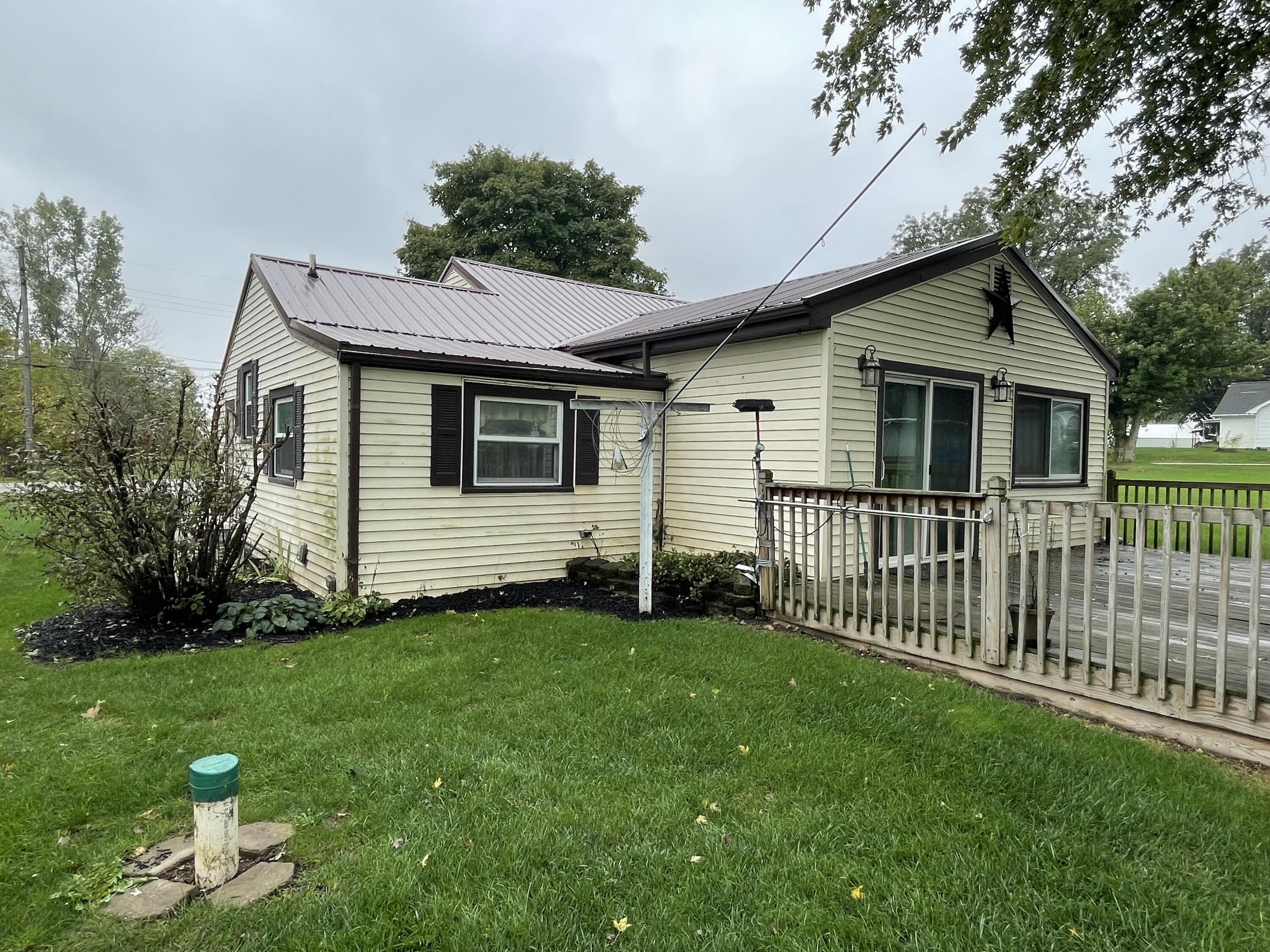 69 West Riley Road Montezuma, OH 45866 - Photo 4 of 34