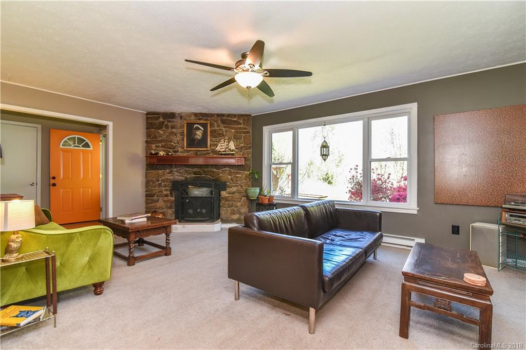 159 Mink Farm Road Leicester, NC 28748 - Photo 5 of 31 Gallery Image 5
