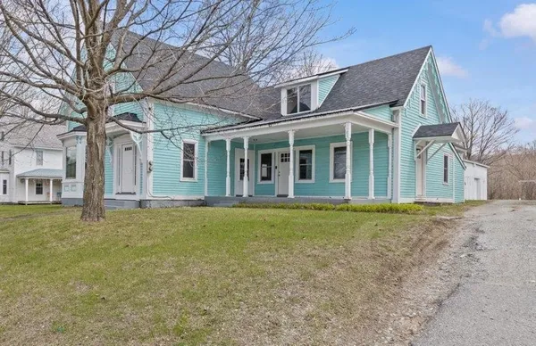 $300,000 | 186 North Main Street, Enosburg Falls, VT 05450
