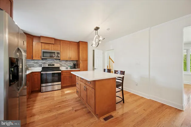 $985,000 | 898 Crestline Drive, Blue Bell, PA 19422