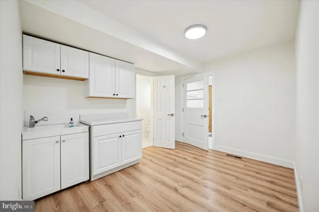 $985,000 | 898 Crestline Drive, Blue Bell, PA 19422