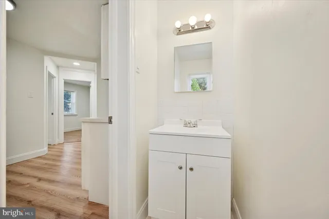 $985,000 | 898 Crestline Drive, Blue Bell, PA 19422