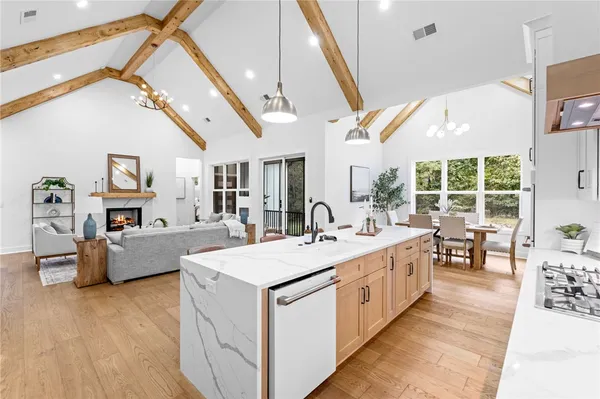 $779,900 | 507 Lariat Loop, Seneca, SC 29672