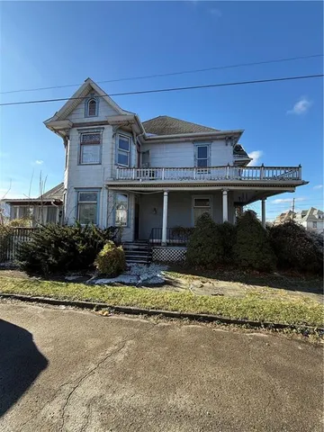 $34,900 | 201 West Green Street, Connellsville, PA 15425