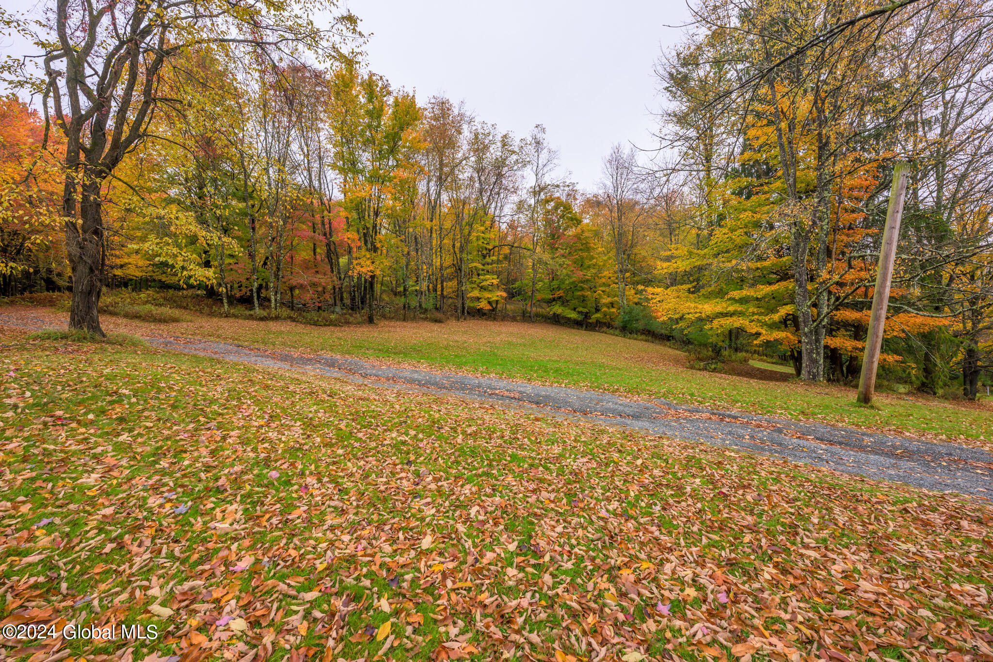 1013-1017 Plank Road Poestenkill, NY 12018 - Photo 32 of 49 32. approaching the duplex