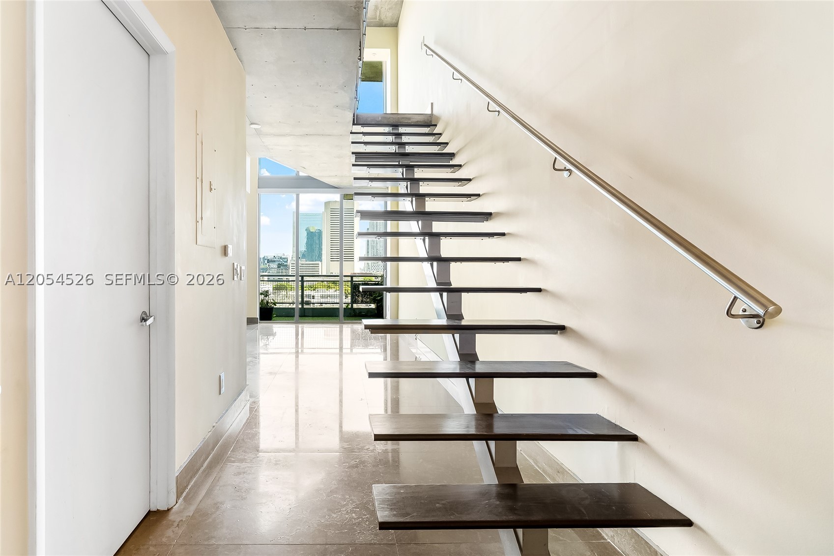 690 Southwest 1st Street, Unit 1019 Miami, FL 33130 - Photo 8 of 47 Gallery Image 8