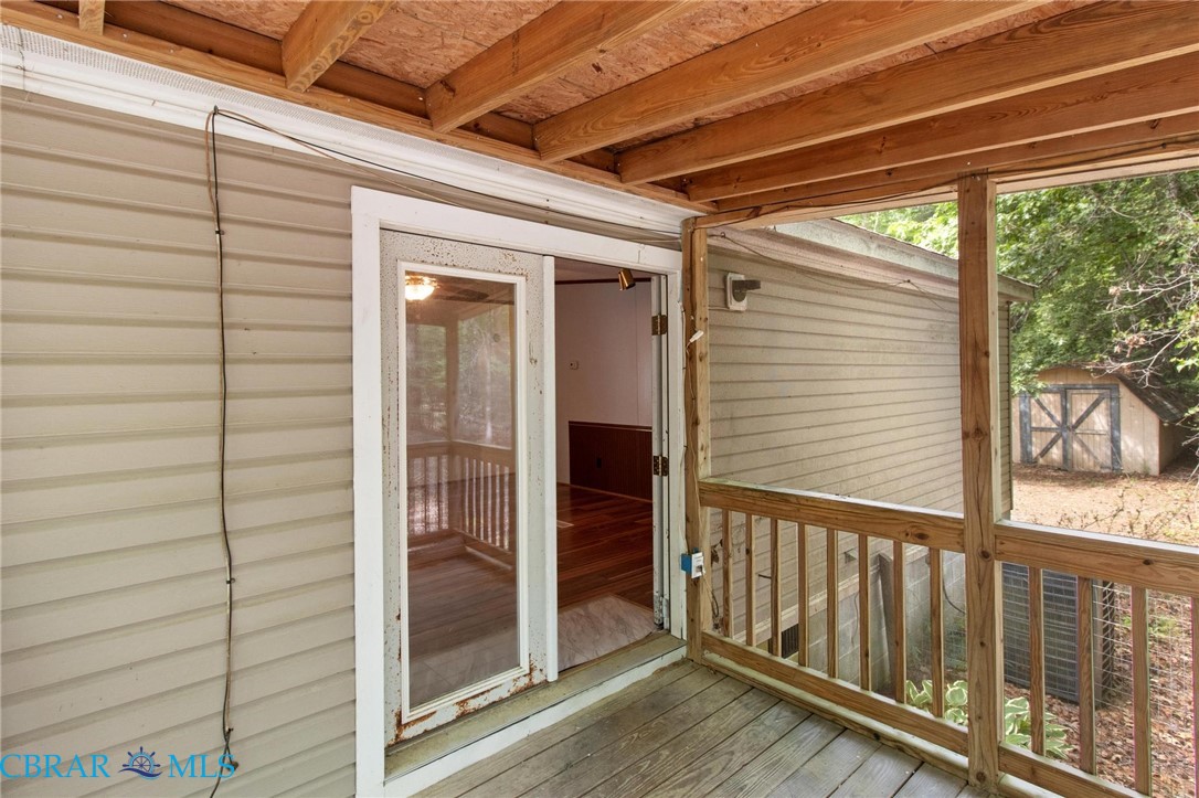 7695 Wagon Run Road Gloucester, VA 23061 - Photo 28 of 40
