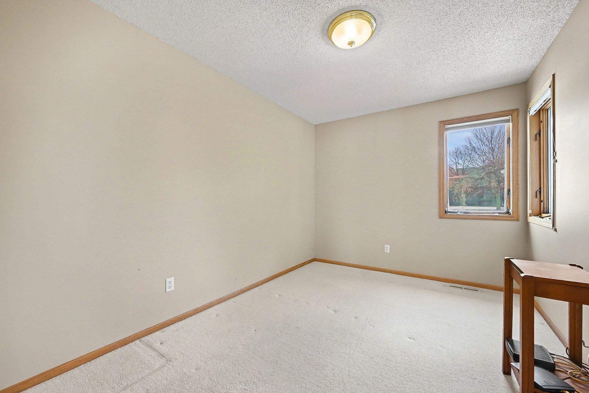 1112 Heywood Road Northfield, MN 55057 - Photo 12 of 27